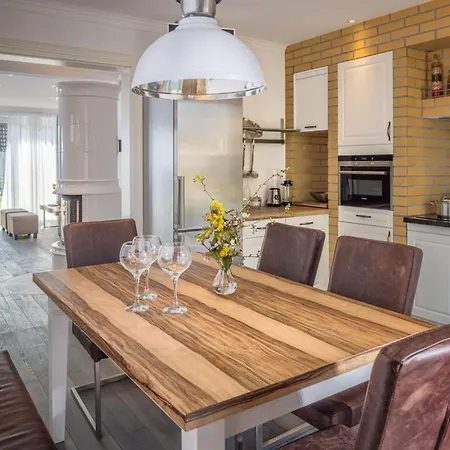 Pilot Houses Ruegen - Luxury Villa 3